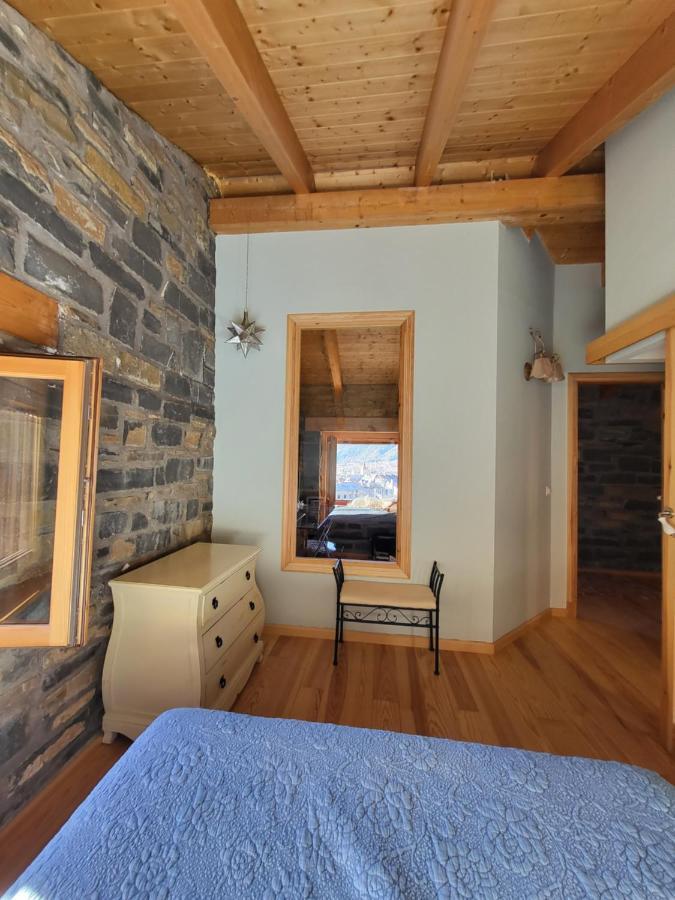 Casa Rural Pirineo Aragones Pensionat Biescas  Eksteriør billede