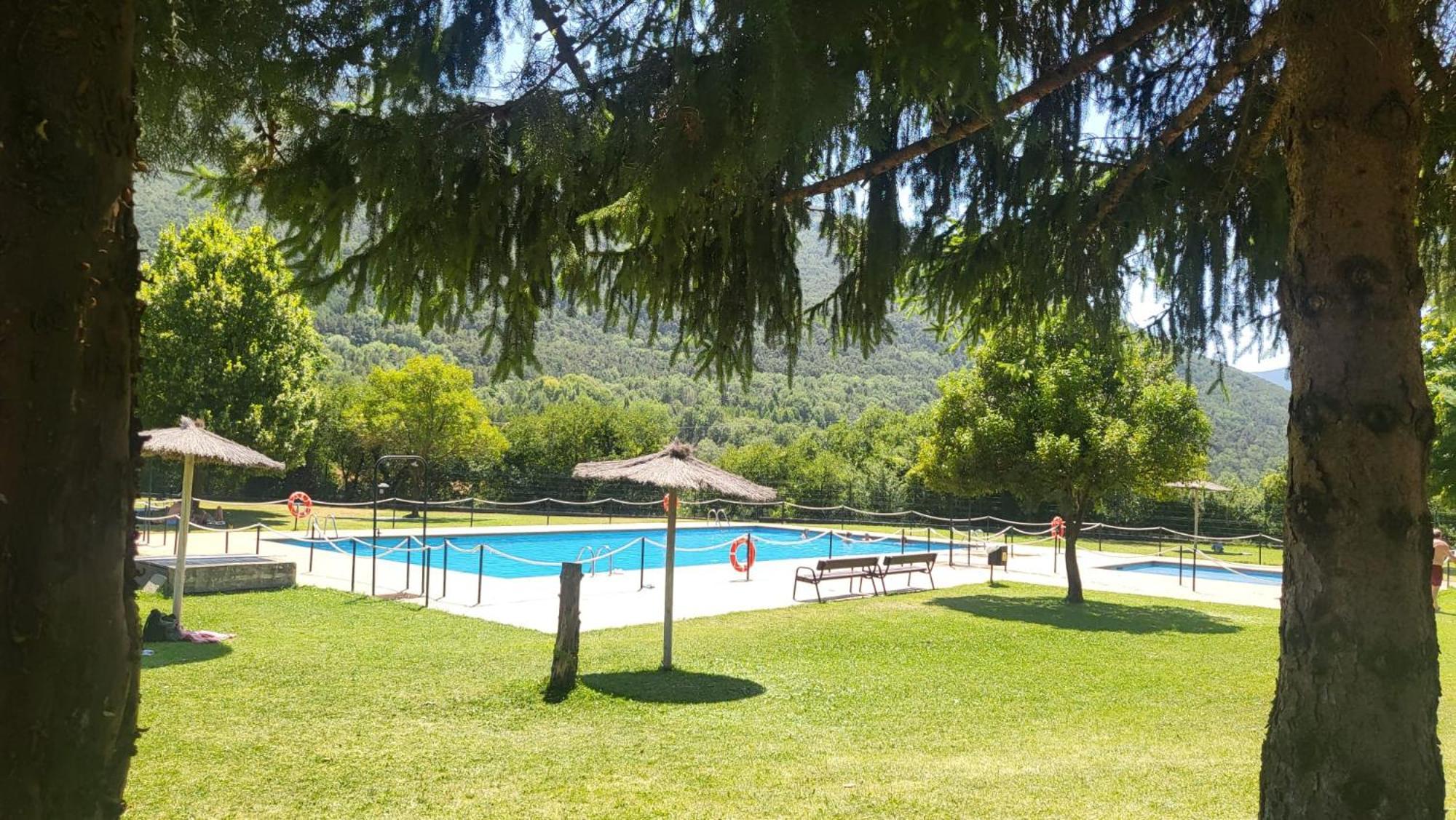 Casa Rural Pirineo Aragones Pensionat Biescas  Eksteriør billede